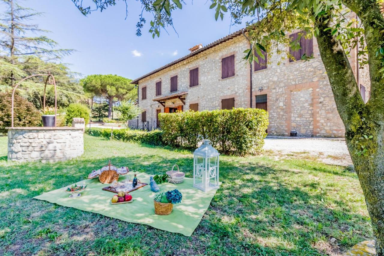 Gorgeous 2-Storey Villa With A Large Private Pool Todi Zewnętrze zdjęcie