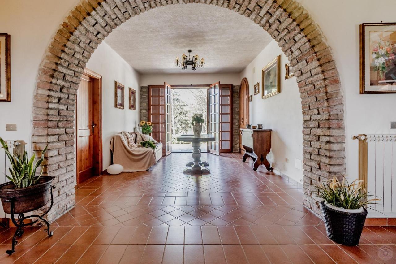 Gorgeous 2-Storey Villa With A Large Private Pool Todi Zewnętrze zdjęcie